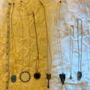 House of Harlow necklace